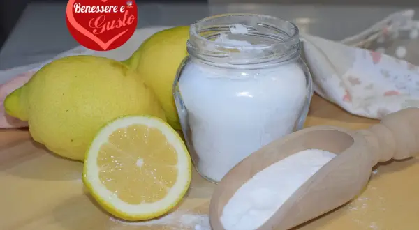 Limoni e bicarbonato, ingredienti naturali per capire come sostituire il lievito per dolci.